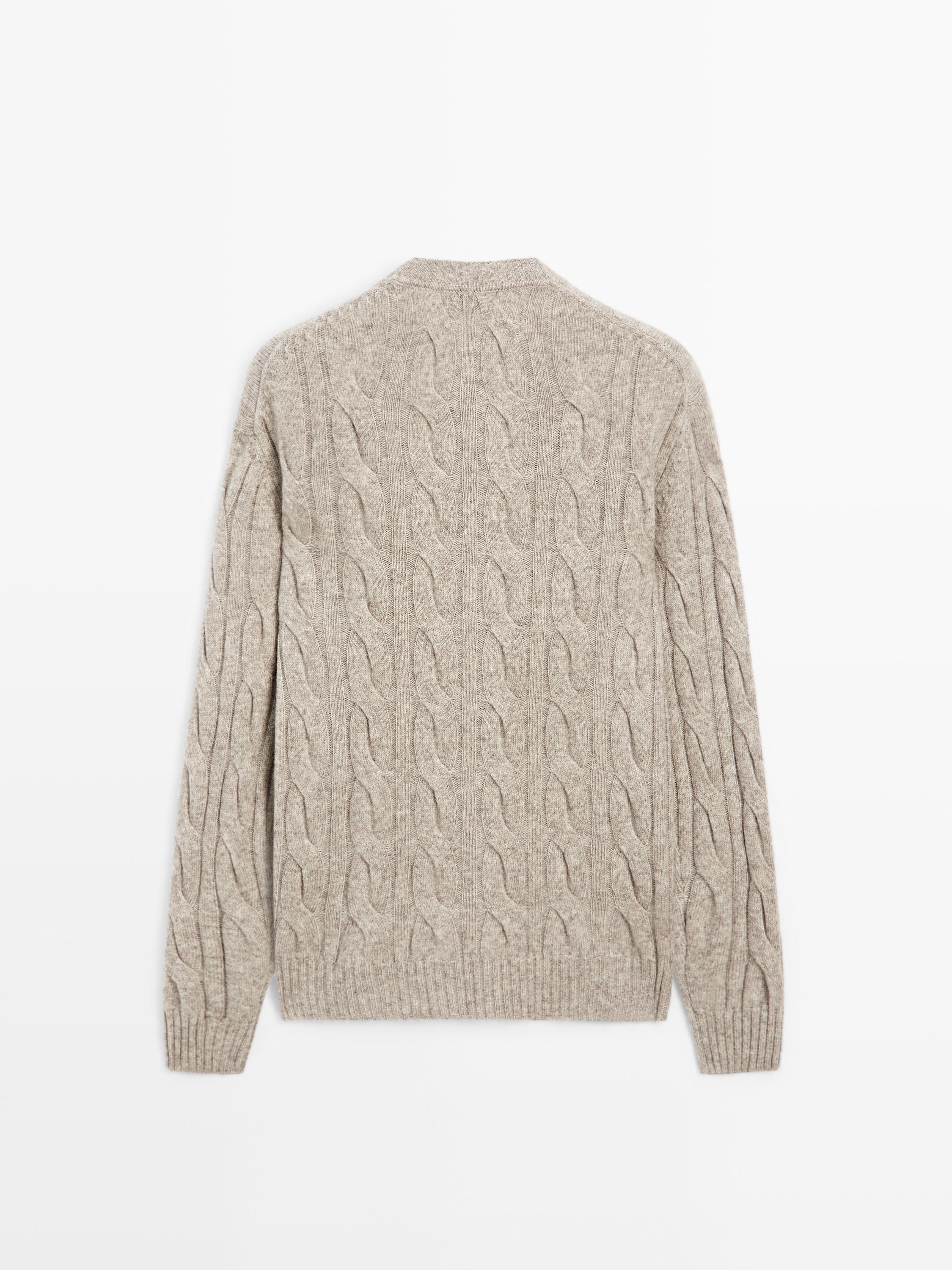 Pull en maille torsadée de laine mélangée